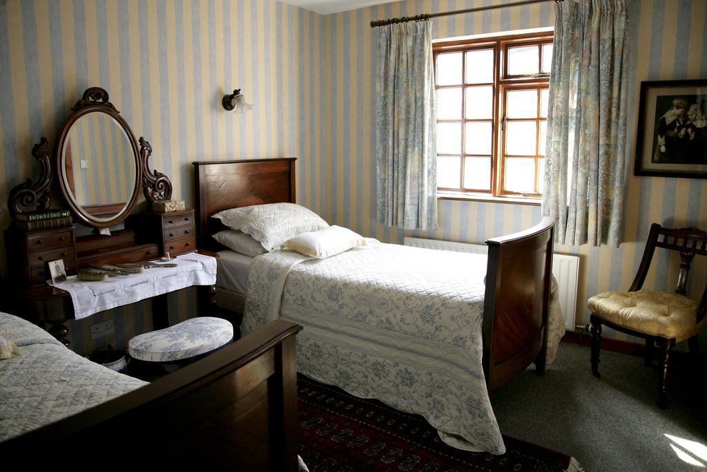 Marsh Mere Lodge Arthurstown Rum bild
